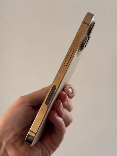 ? iPhone 14 Pro Max 256GB Dourado - Excelente Estado