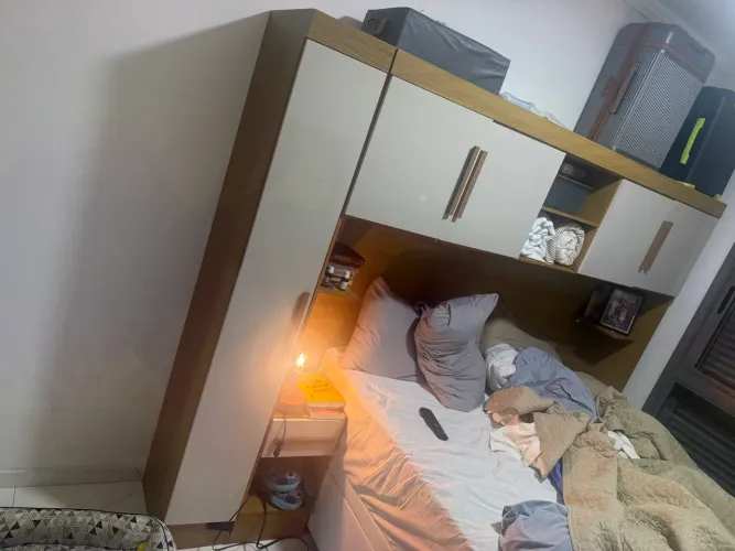 Guarda roupa, motivo da venda vou me mudar e lá vai ser tudo móveis planejado