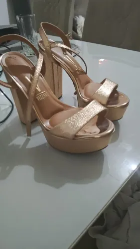 Sandália