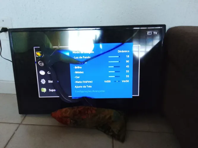Tv tela rachada LCD