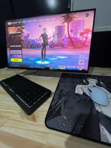 TCL 300Hz 25?