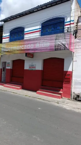 Ponto Comercial medindo 149 metros quadrados + um depósito na parte superior medindo 53 mt