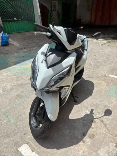 Verde-se esta moto fone *
