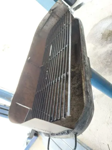 Vendo uma churrasqueira grande perfeita pra espetinho e churrasco