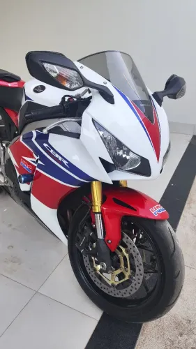 Honda CBR 1000 RR Fireblade