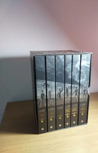 VENDE-SE BOX DE LIVROS "OS INSTRUMENTOS MORTAIS"