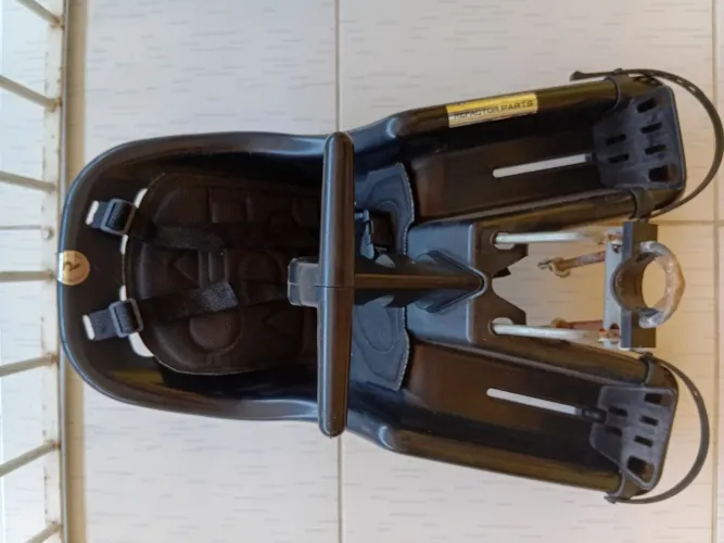 Cadeirinha de Bicicleta Dianteira Refactor Parts