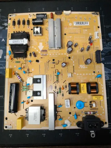Placa Fonte TV LG Original - LGP49S5-18UL6 / EAY64808013