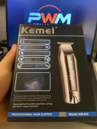 Máquina de cabelo kemei KM-032 (nova na caixa)
