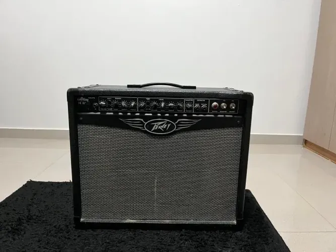Amplificador Peavey ValveKing 112 - Valvulado - Excelente estado