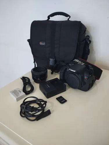 Camera Canon EOS Rebel T4i