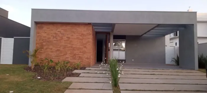 Casa no Interior - Oportunidade - Ninho Verde II - Pardinho/SP