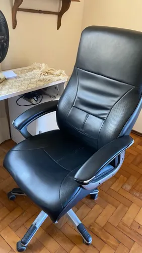 Cadeira Presidente Executiva Giratória Preta Escritório/Home Office