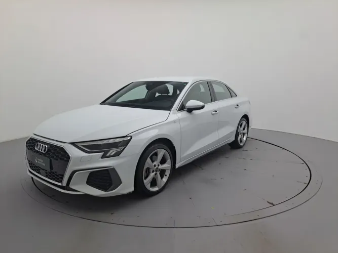Audi A3 Sedan S-line 2.0 TFSI S-tronic 2024