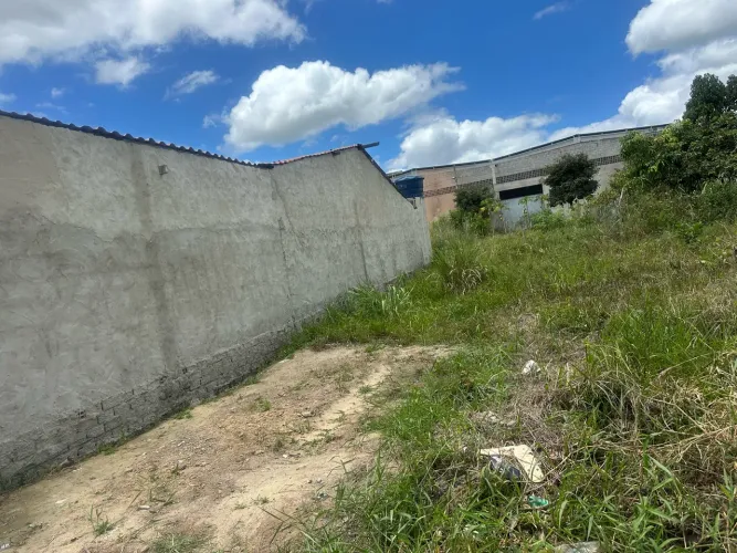 Vende-se Terreno Ótima Localização - 7x20 (140m²)