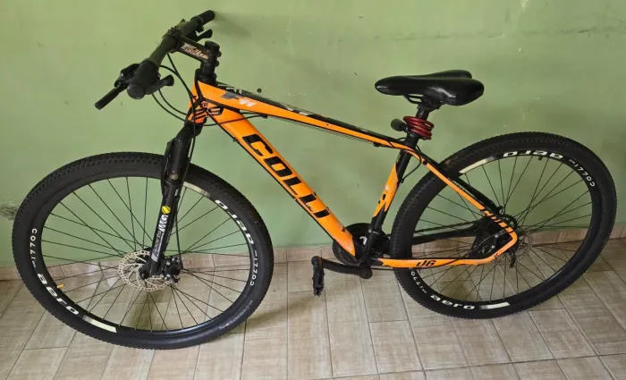 VENDO BICICLETA SEMINOVA COLLI