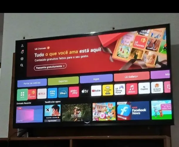Televisão 50polegada LG 6 meses de uso 1500 pra sair hoje