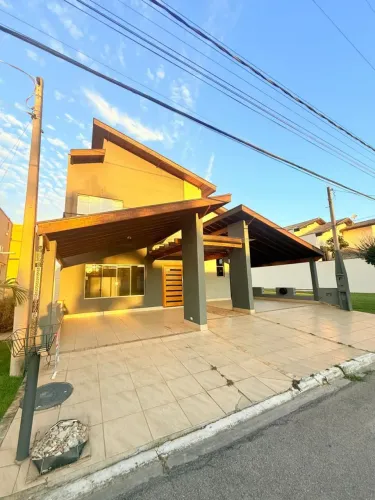 Imóvel para aluguel com 300 metros quadrados com 4 quartos