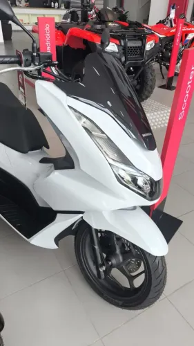 Pcx 0 já emplacada