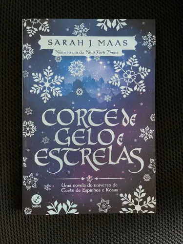 Livro Corte de Gelo e Estrelas Em Estado Excelente