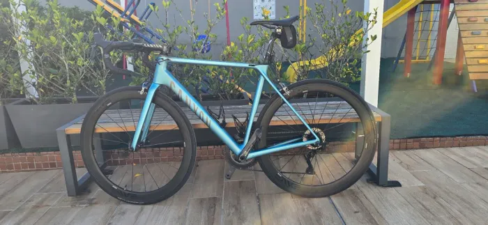 Canyon SFX Ultimate Carbono com DI2 Eletrônico