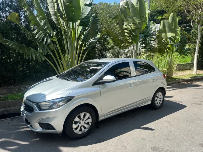 Chevrolet Onix Hatch LT 1.0 8V Flex Mec. 4P 2019