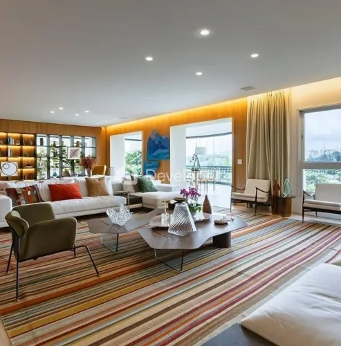 Apartamento com 470.0 m², à venda colado ao Pq Ibirapuera.