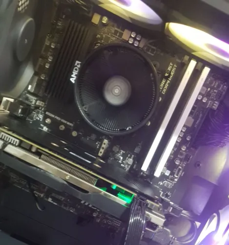 Kit Ryzen 5 5500, MSI B550M PRO Wifi, 16gb Ram