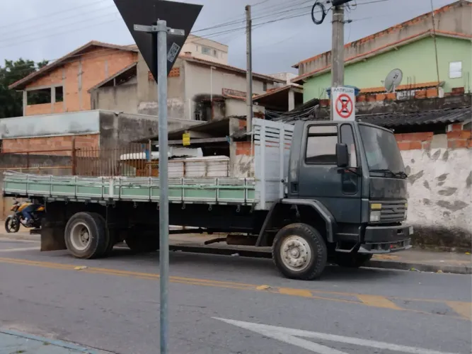 Ford cargo 13 17