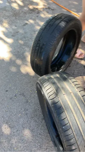 Pneu usado em bom estado 