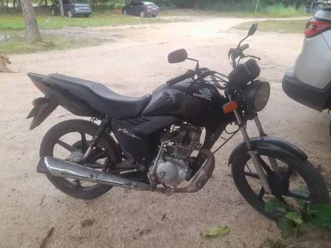 Vende essa moto 125 ks aro esportivo 8000