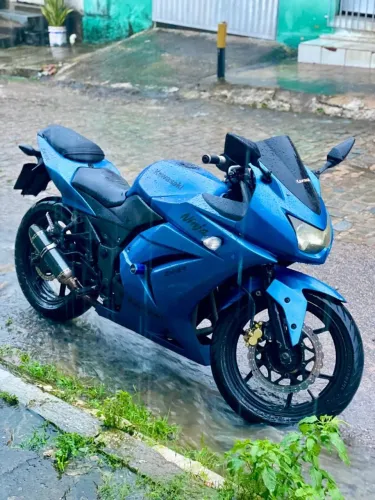 Kawasaki ninja 250 exclusiva