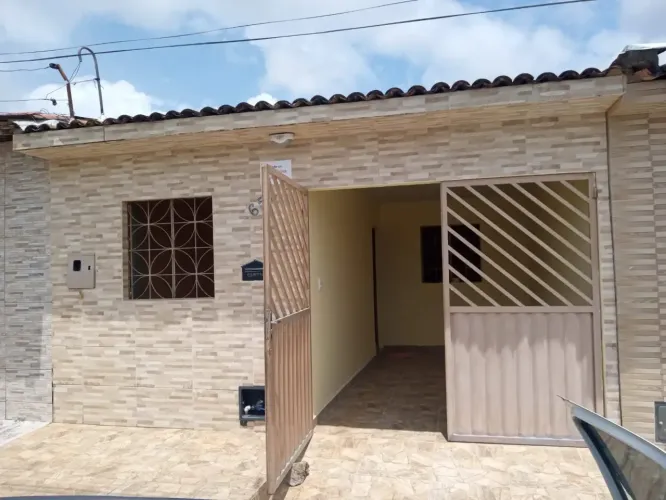 Casa à venda em rua pública, SANTA LÚCIA, Maceió, AL