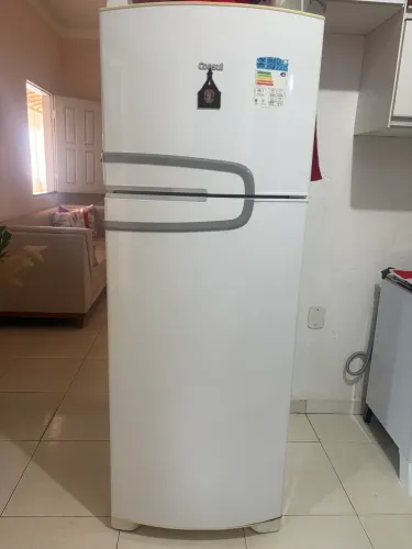 Geladeira Consul Frost Free Duplex 340L Branca com Prateleiras Altura Flex 110V CRM39ABANA