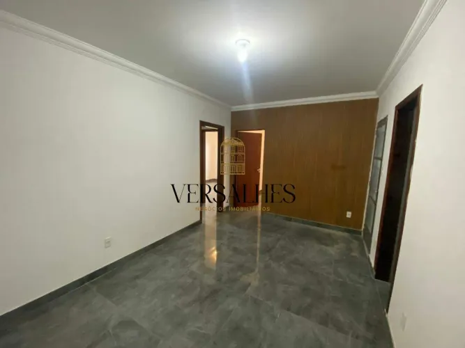 Casa para alugar com 02 quartos, 02 banheiros, 02 vagas de garagem, 80 m² - Bairro Dom Sil