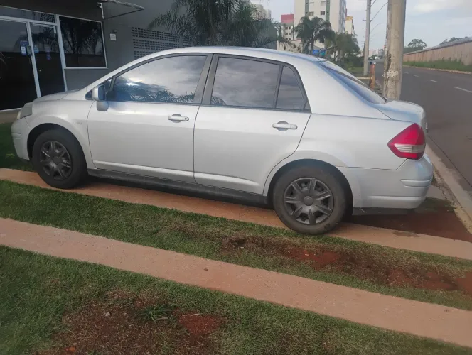 Nissan Tiida Sedan 1.8 16V Flex Fuel 4P 2012