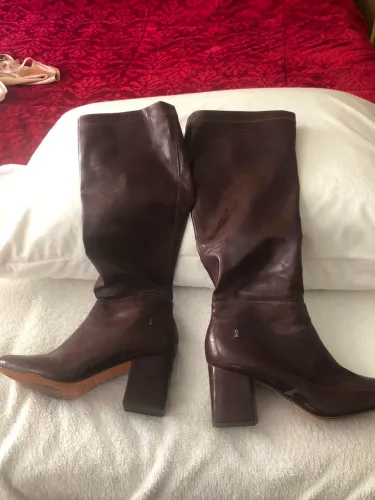 Bota cano alto bordo