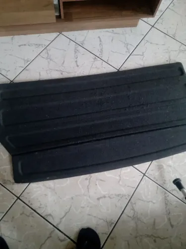 Tampão Bagagito porta malas Meriva 2002 a 2012.