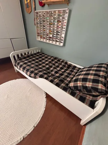 Cama Infantil Tok&Stok com colchão