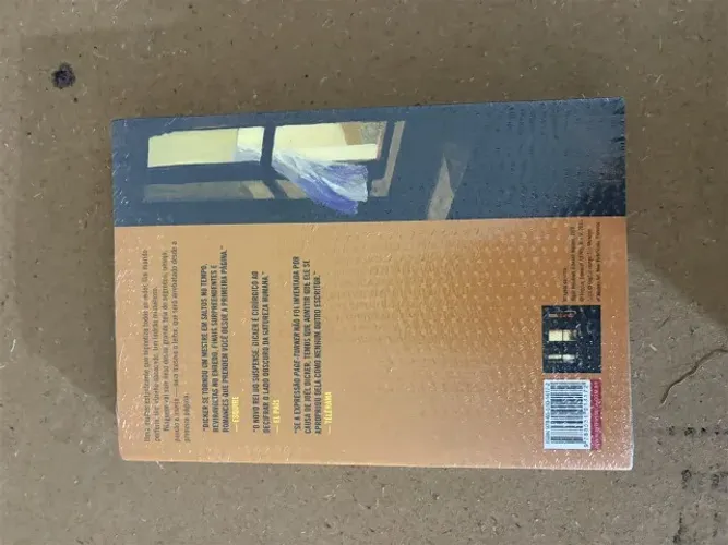 Livro Um Animal Selvagem - Joël Dicker - Novo