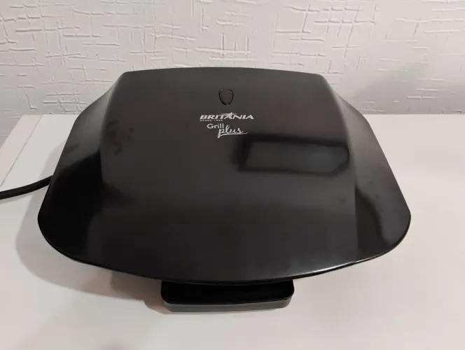 Grill Britânia Light 750W