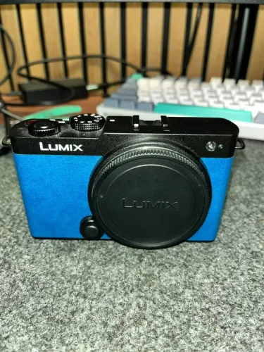 CÂMERA - Panasonic Lumix S9 Full Frame + lente 18-40mm - Night Blue - Seminova