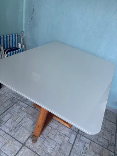 Mesa c/ 4 cadeiras