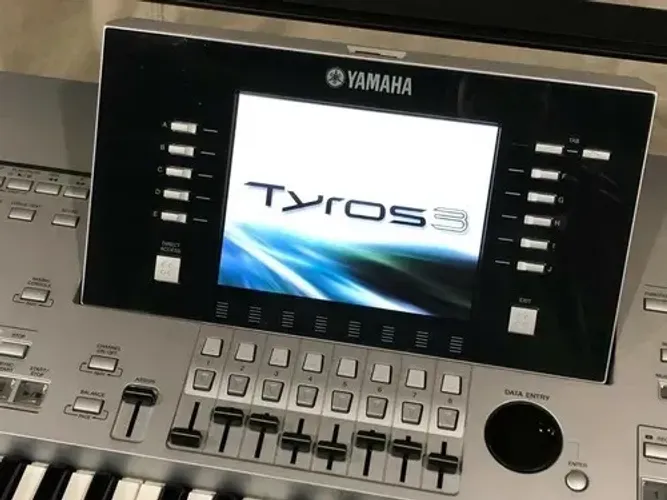 conserto e manutenção de teclados musicais multimarcas