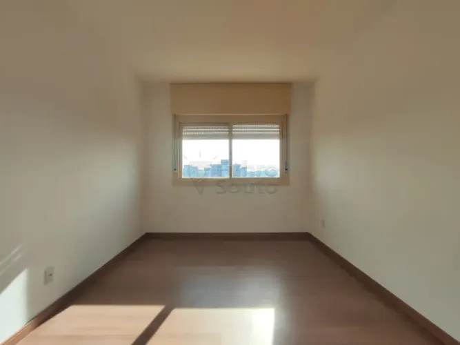 Apartamento à venda no Engenho da Pedra - Reformado, ensolarado e muito espaçoso!