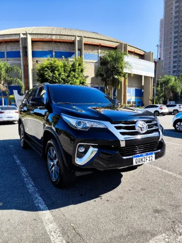 Toyota Hilux SW4 SRX 4X4 2.8 TDI 16V Dies. Aut. 2019