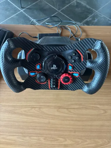 Logitech G29 (Ps5 e Pc) Usado