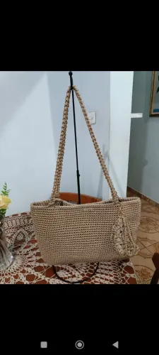 Bolsa linda grande de crochê para praia e para rua 