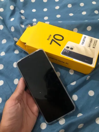 Celular Realme 3 meses