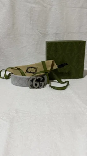 Cinto Gucci Marmont Thin Belt
